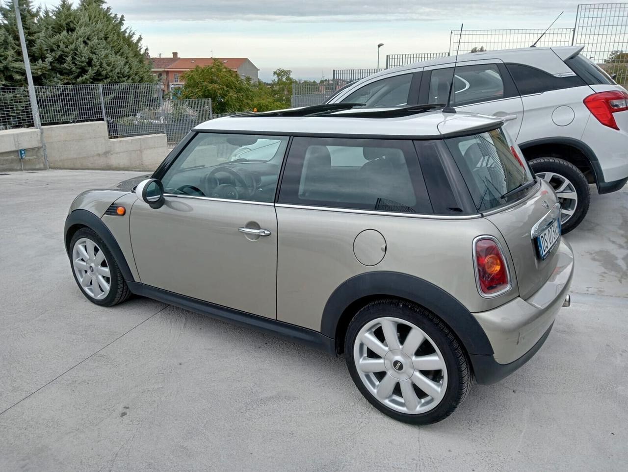 Mini cooper D 1.6D 109cv Tetto APRIBILE,Uniproprietario