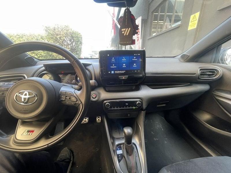 Toyota Yaris Hybrid GR Sport MY22
