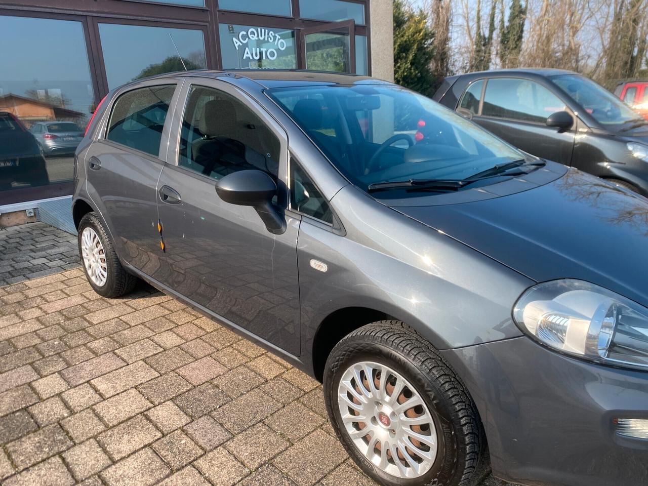Fiat Punto 1.4 8V 5 porte Natural Power Street