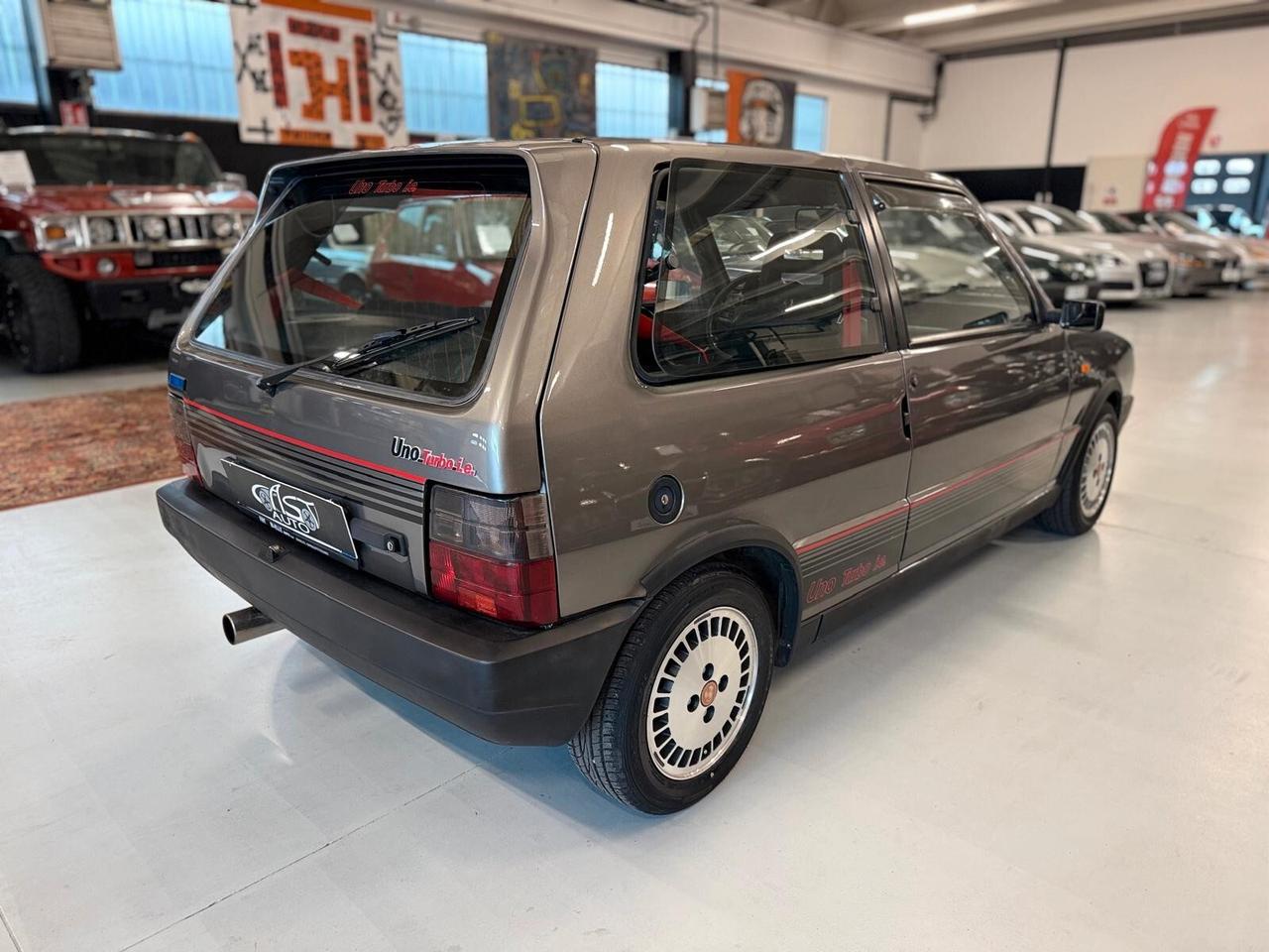 Fiat Uno turbo i.e. 3 porte asi