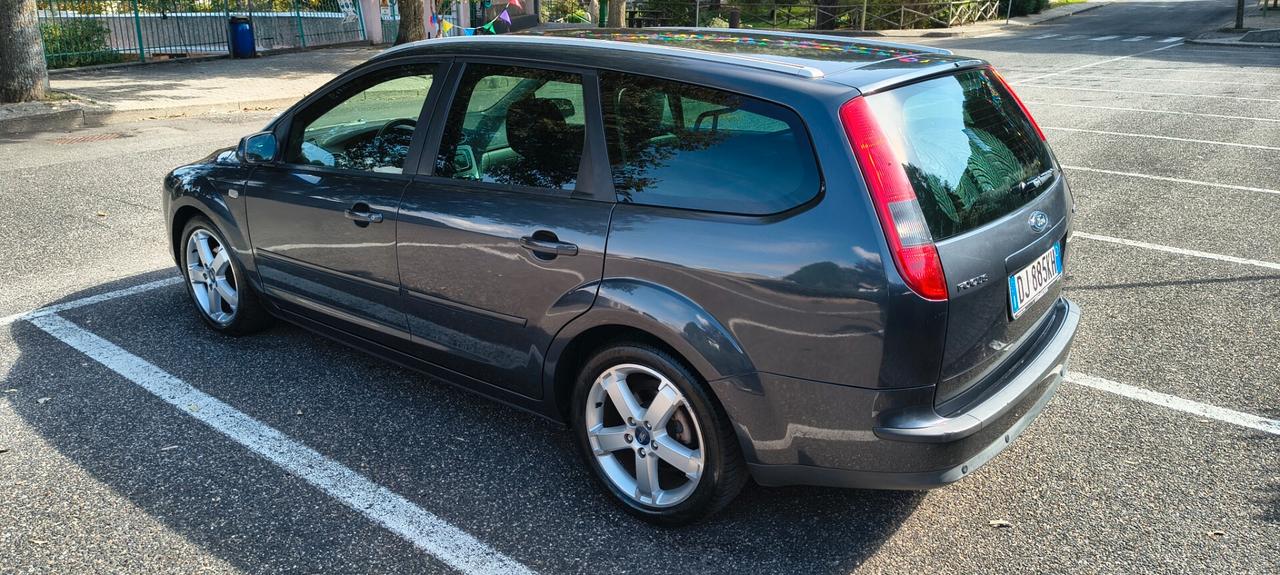 Ford Focus C-Max Focus+ 1.6 TDCi (90CV) S.W.