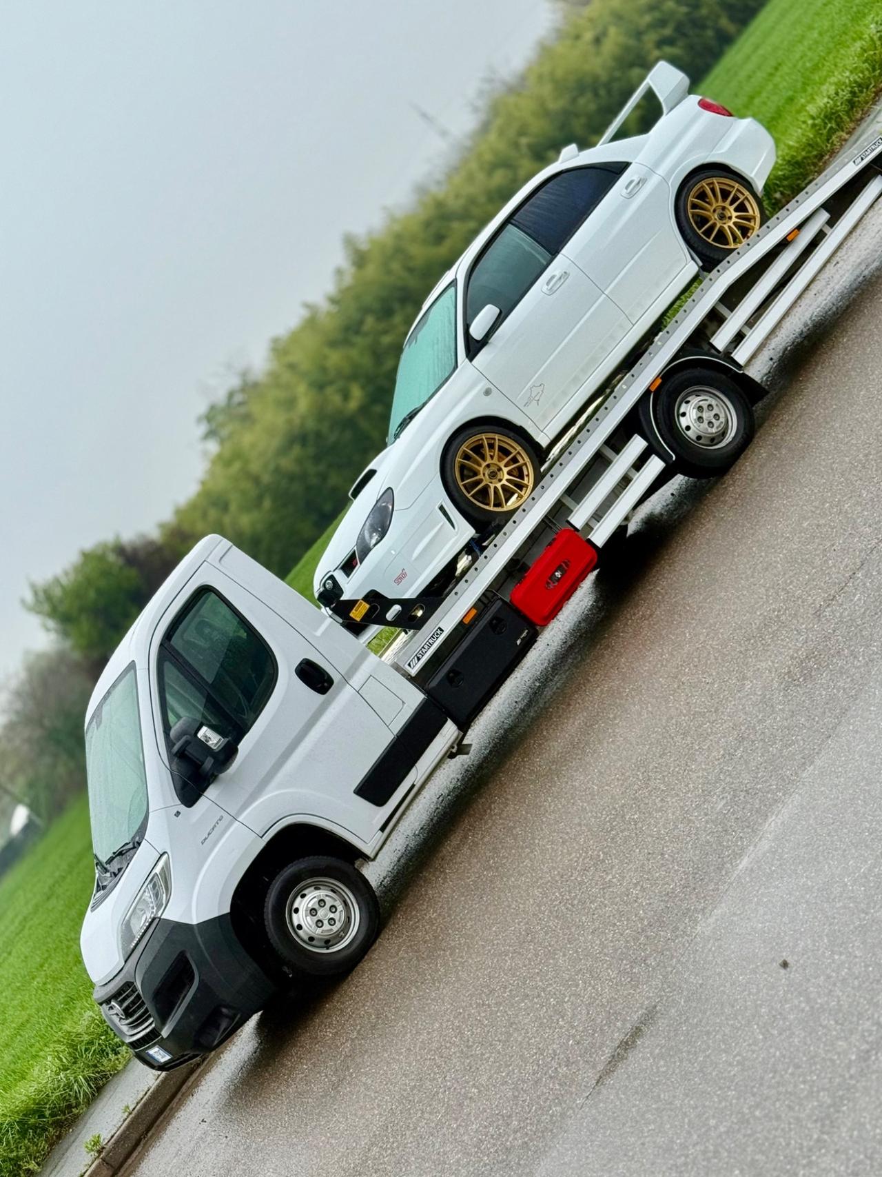 Servizio Carroattrezzi Trasporti/Recuperi auto Startruck