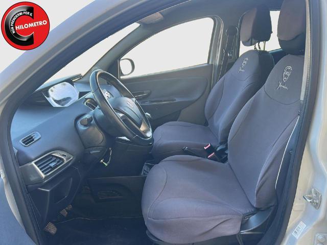 LANCIA Ypsilon 1.2 69 CV 5 porte Gold