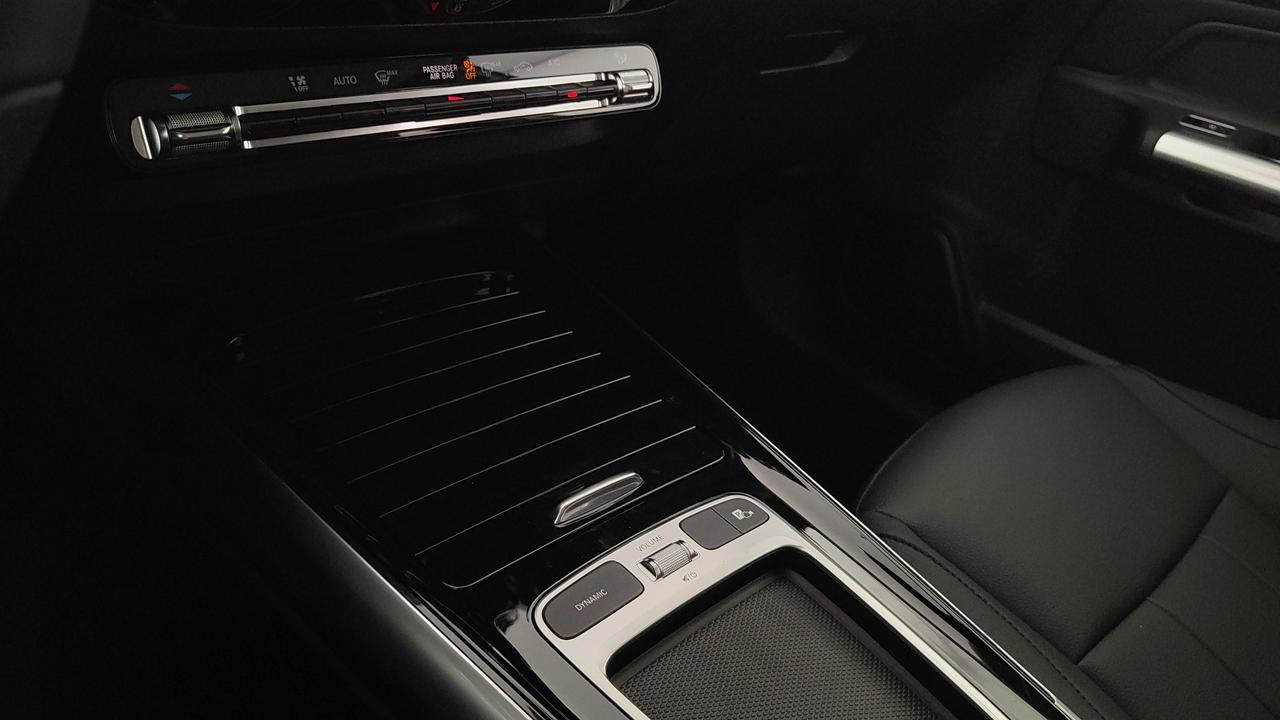 Mercedes-Benz GLA 200 d automatic