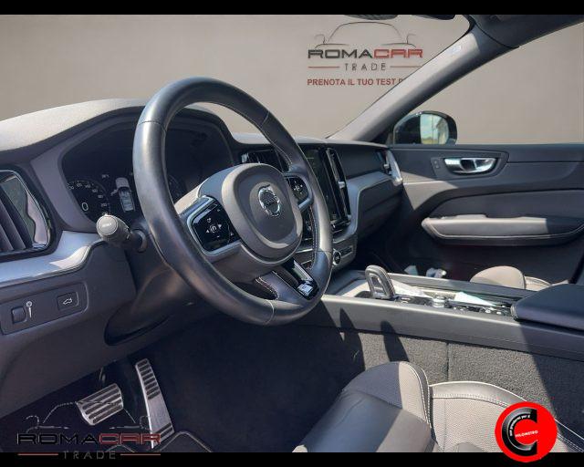 VOLVO XC60 B4 (d) AWD Geartronic R-design
