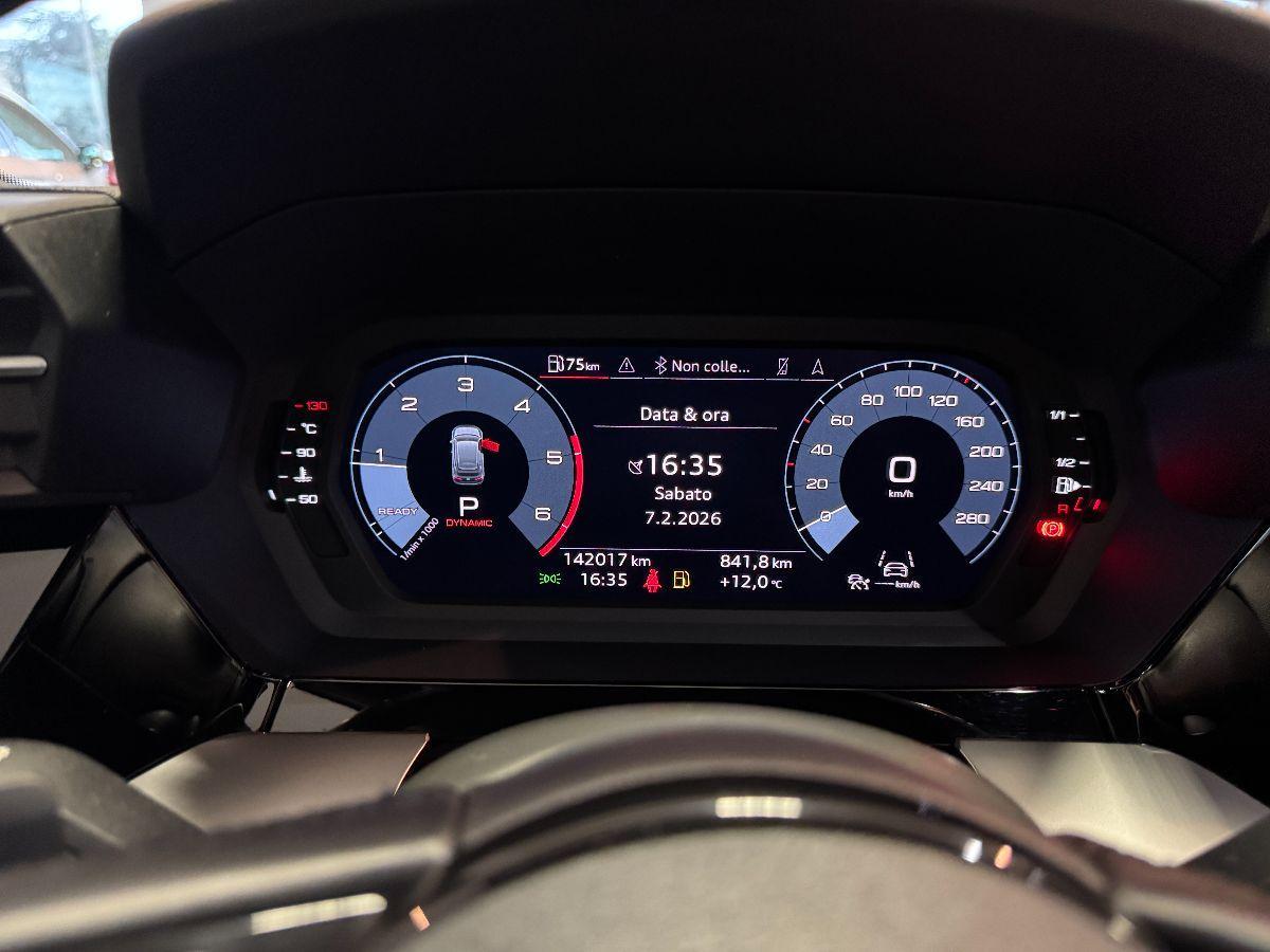 AUDI A3 SPB 30 TDI 116 CV S-tronic S-line/Cockpit