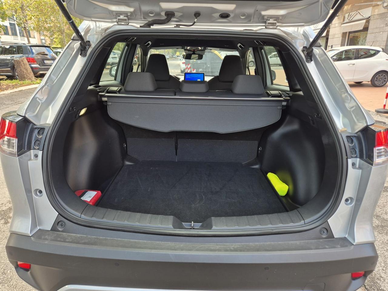 Toyota Corolla Cross 1.8 Hybrid 140 CV E-CVT Trend