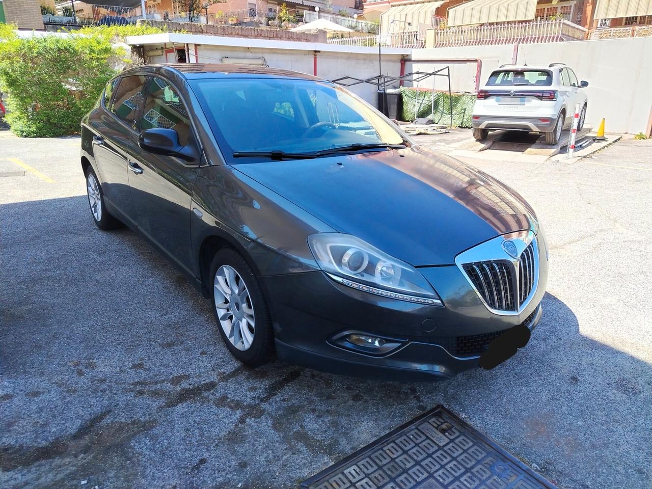 Lancia Delta 1.6 MJT DPF Argento