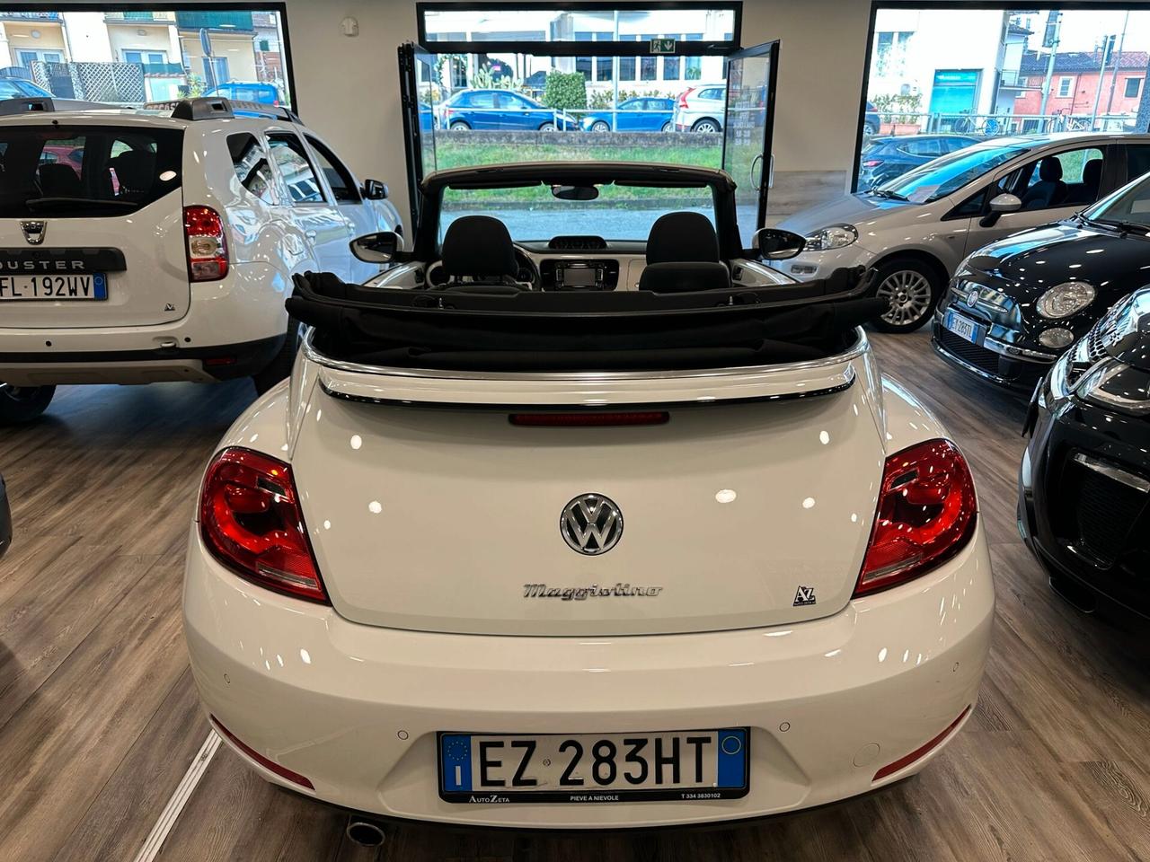 Volkswagen Maggiolino Cabrio 1.6 TDI Design