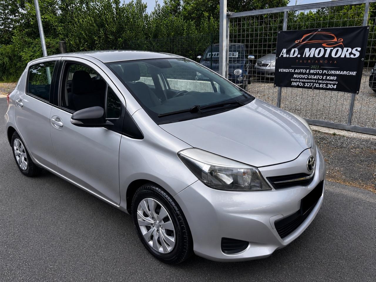 Toyota Yaris 1.0 5 porte Lounge