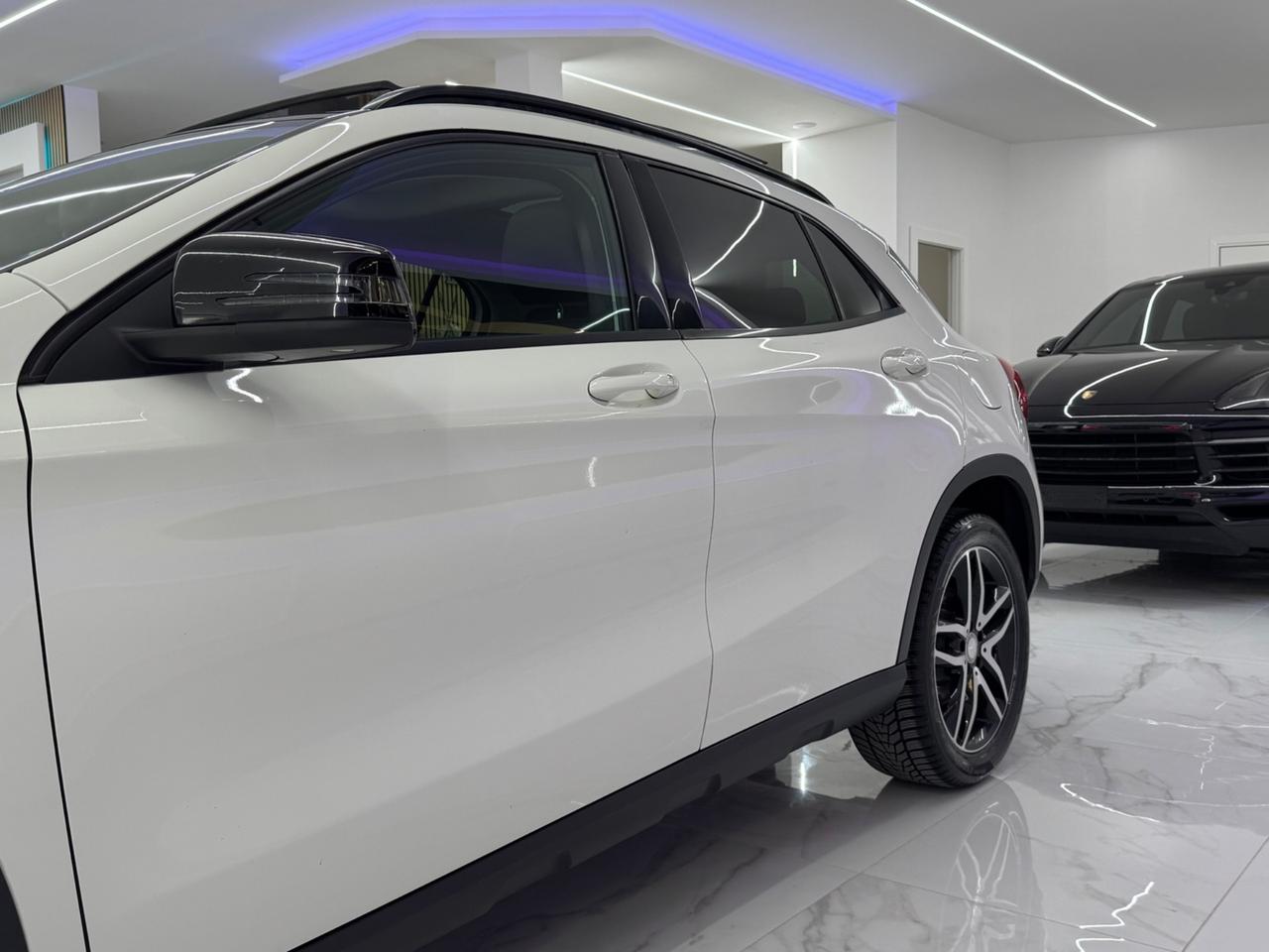 Mercedes-benz GLA 200d 4Matic Premium Iper Full