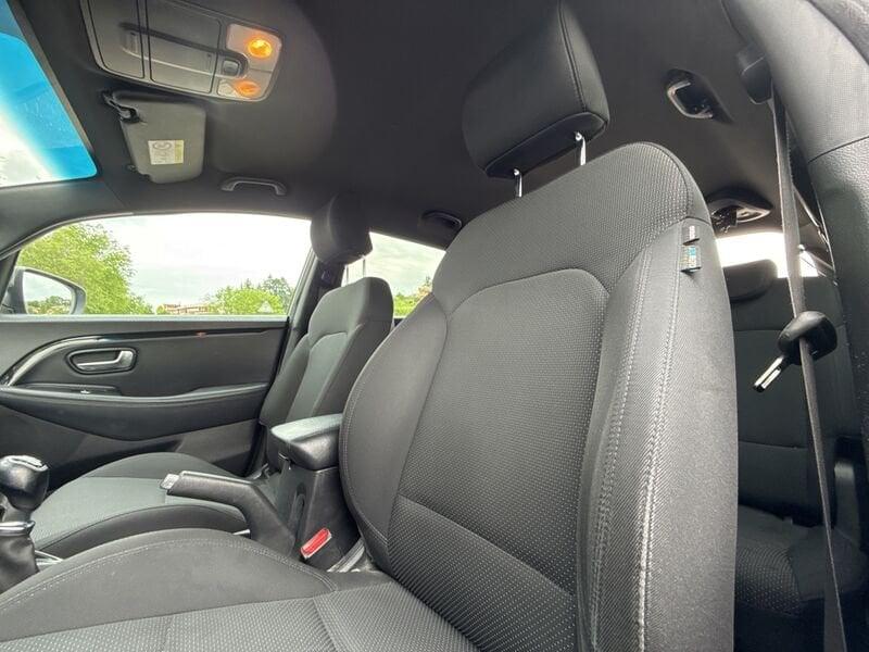 KIA Carens 1.7 CRDi 115CV Class 7 Posti