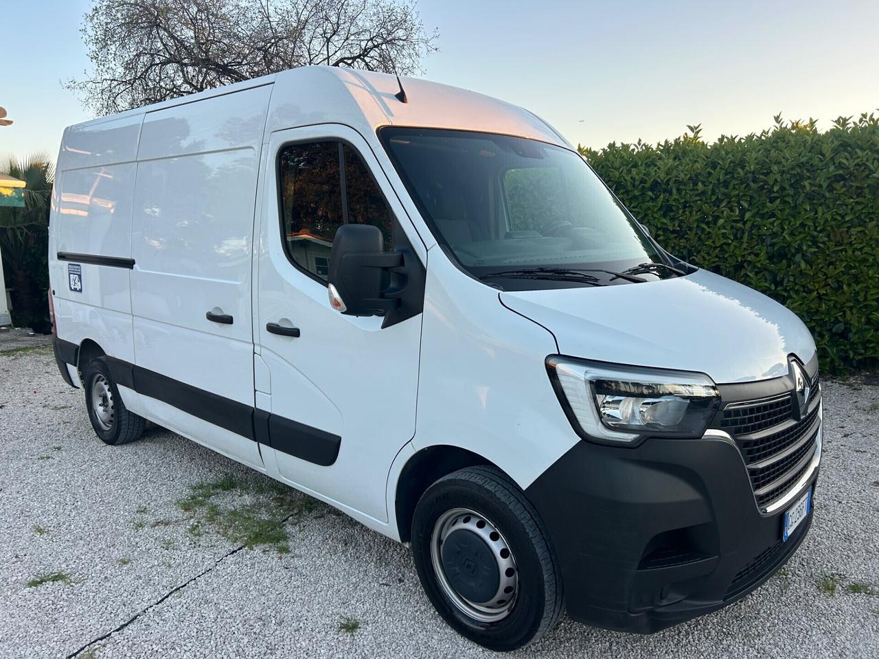 Renault Master T35 2.3 dCi 135 PC-TM Furgone Ice L2H2
