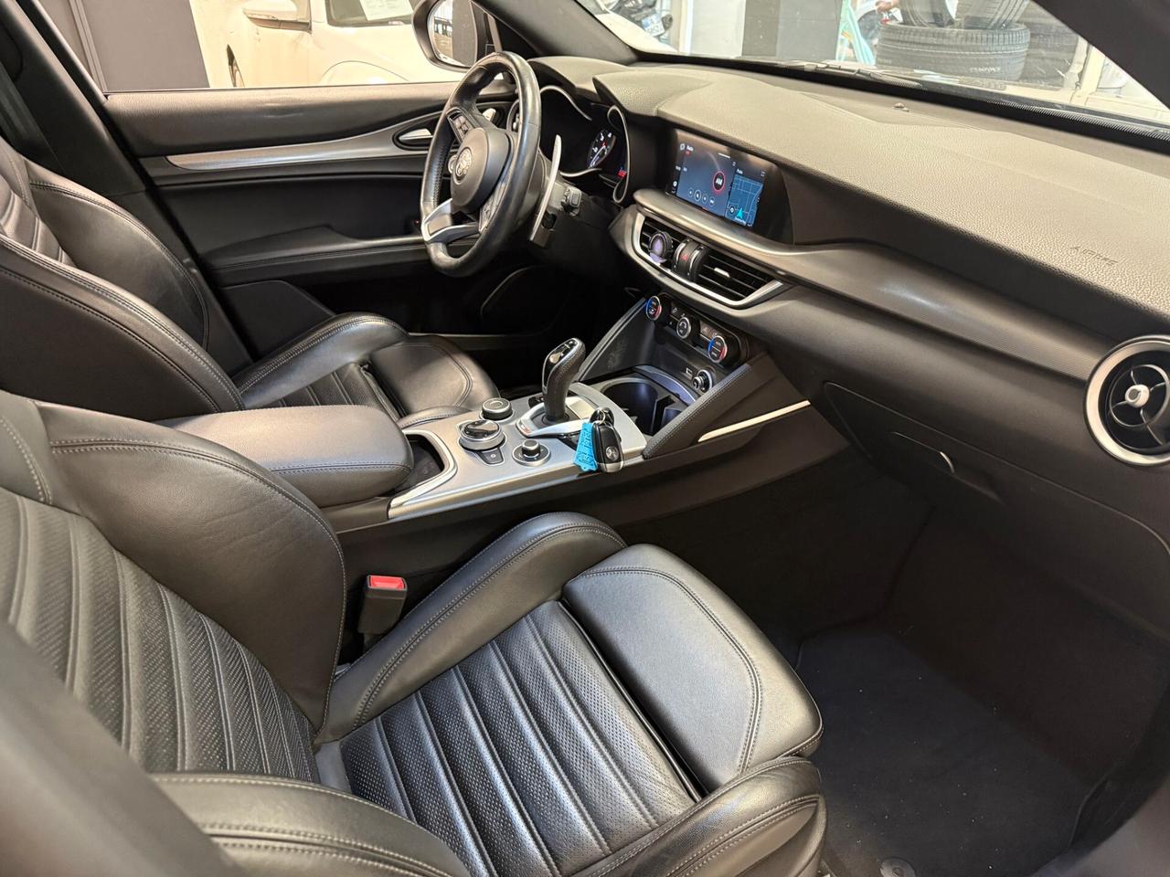 Alfa Romeo Stelvio 2.2 Turbodiesel 210 CV AT8 Q4 Veloce