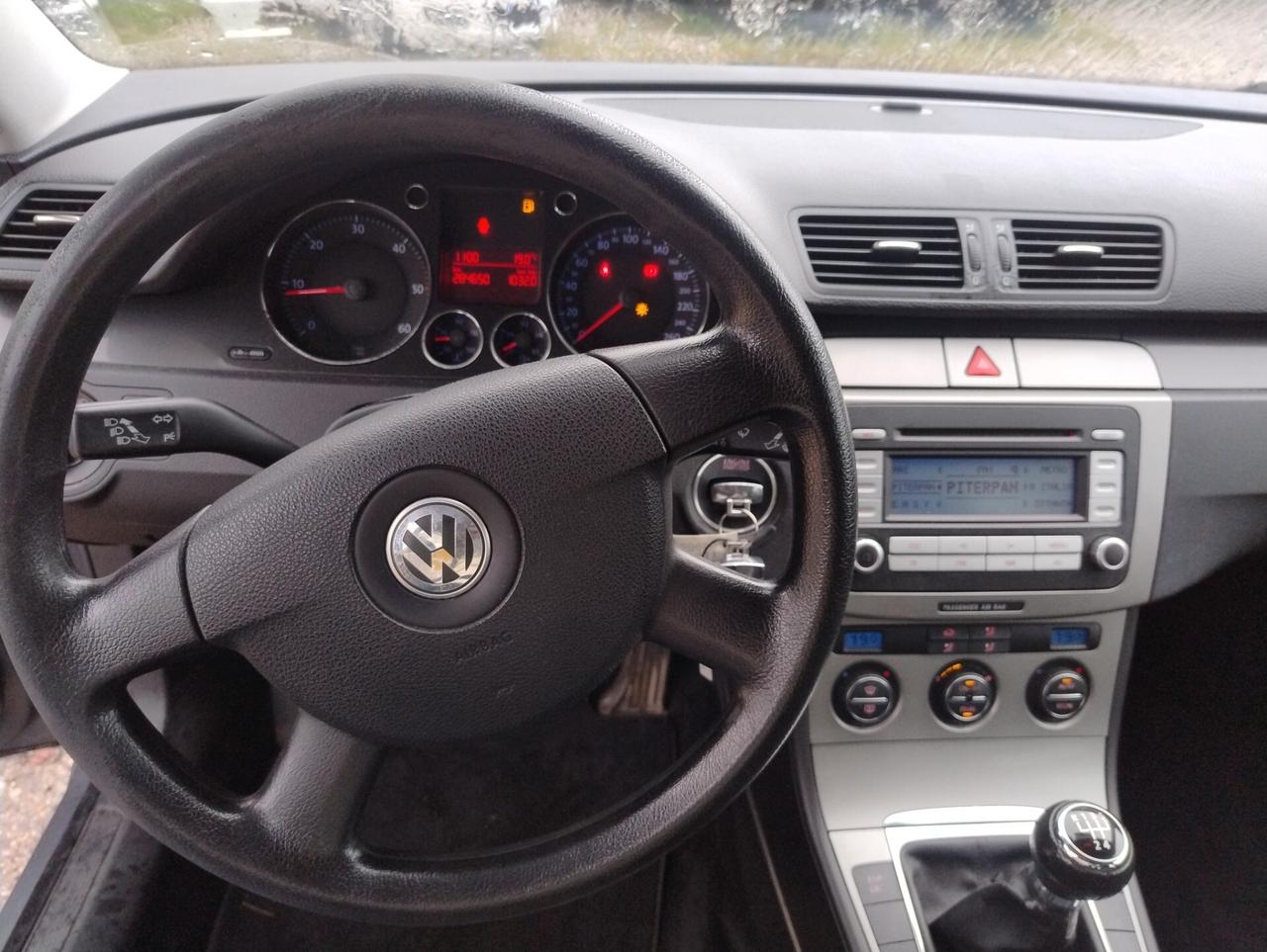 Volkswagen Passat 1.9 TDI/105CV Var. Comfortline