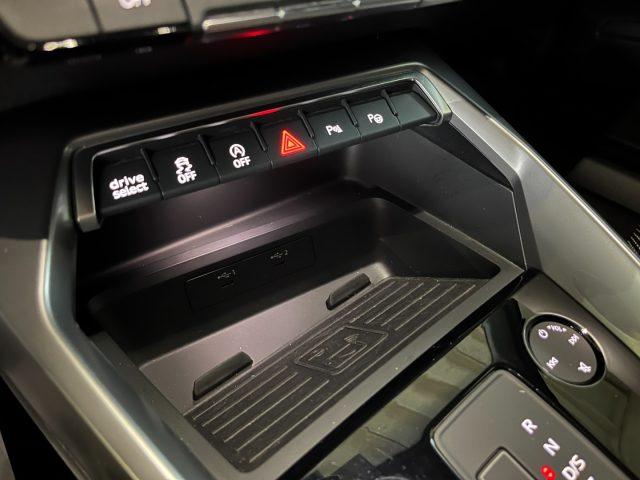 AUDI A3 SPB 35TDI Stronic S line "18 Sline/CarPlay Navi/LE