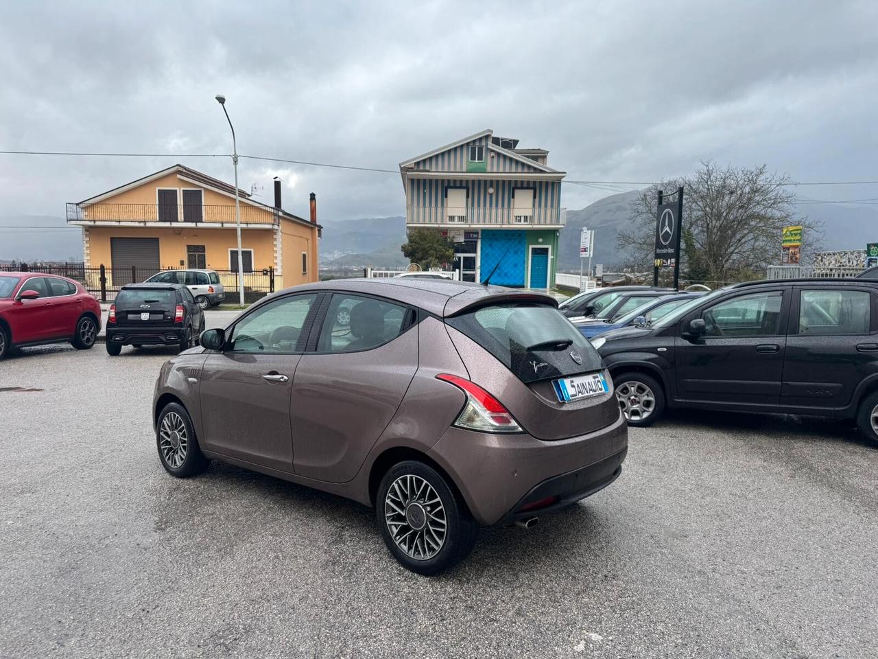 Lancia Ypsilon 1.3 MJT 95 CV 5 porte S&S Elle GARANZIA