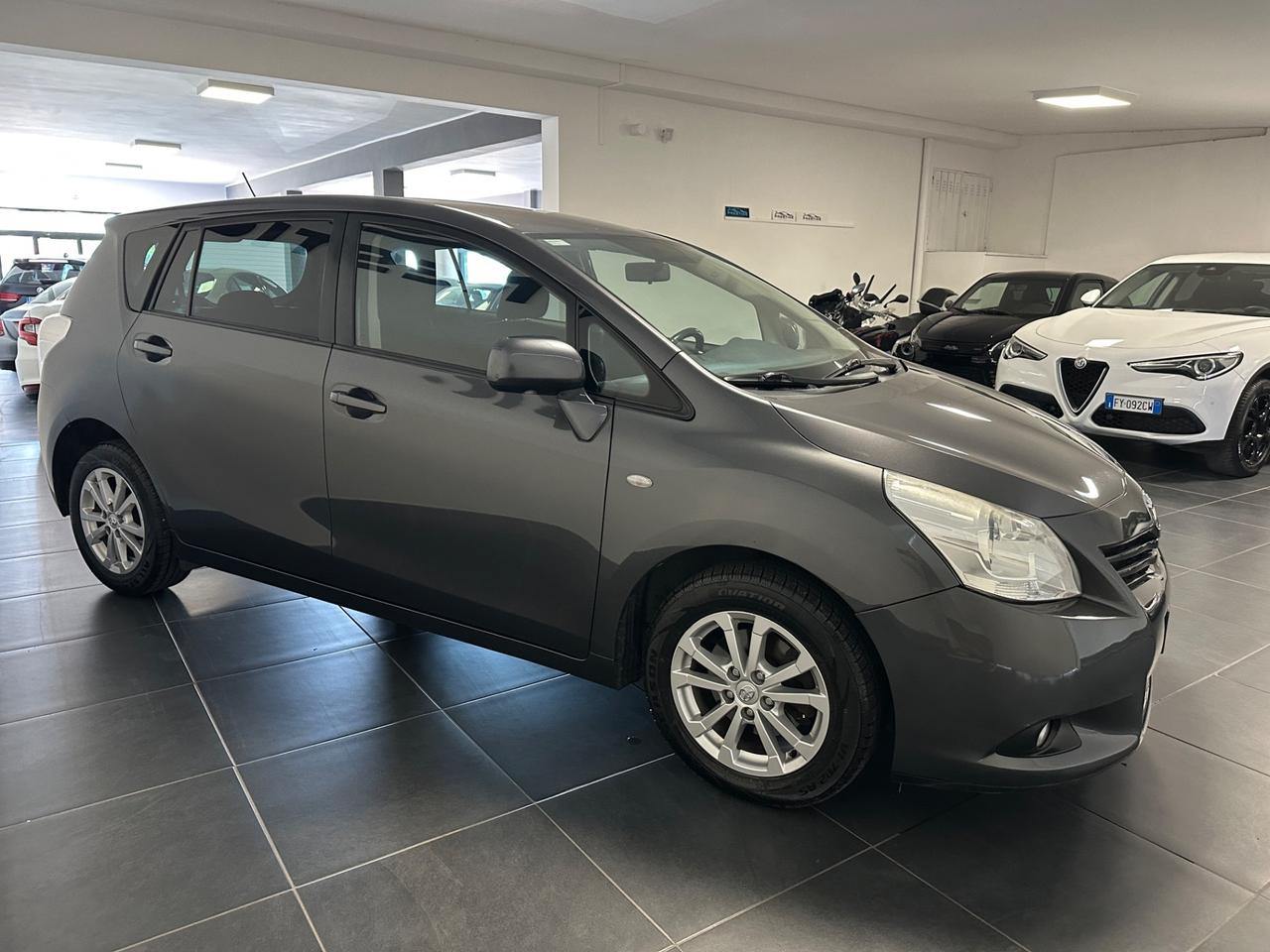 TOYOTA VERSO 2.0 D 7 POSTI 126CV PRONTA CONSEGNA