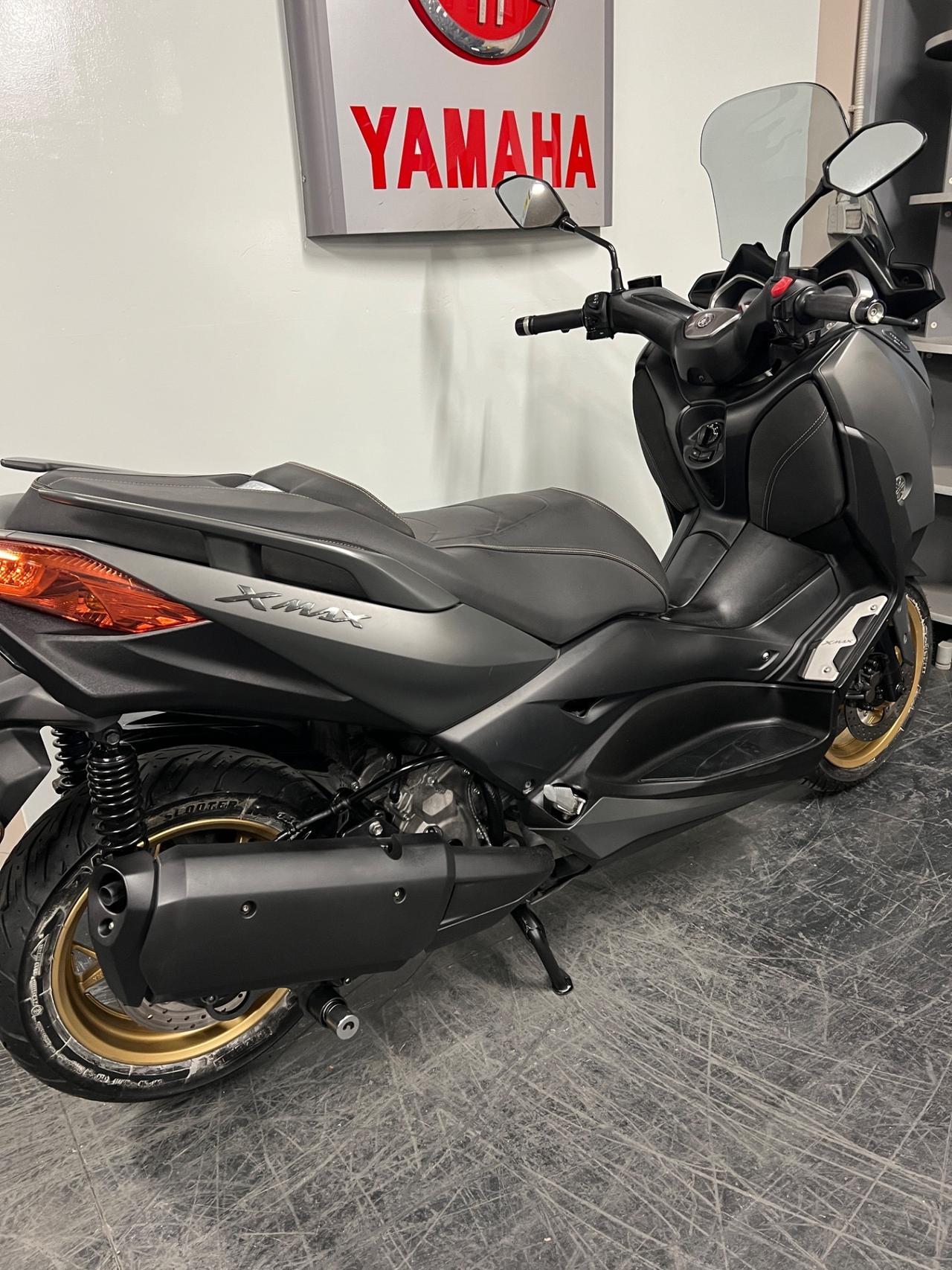 Yamaha X-Max 300 Tech Max