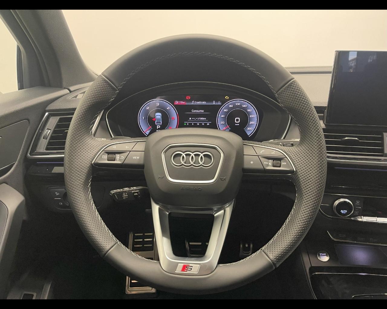 AUDI Q5 SPORTBACK 40 TDI MHEV QUATTRO S TRONIC IDENTITY BLACK