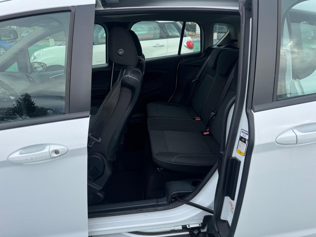 Ford B-Max 1.6 TDCi 95 CV Business