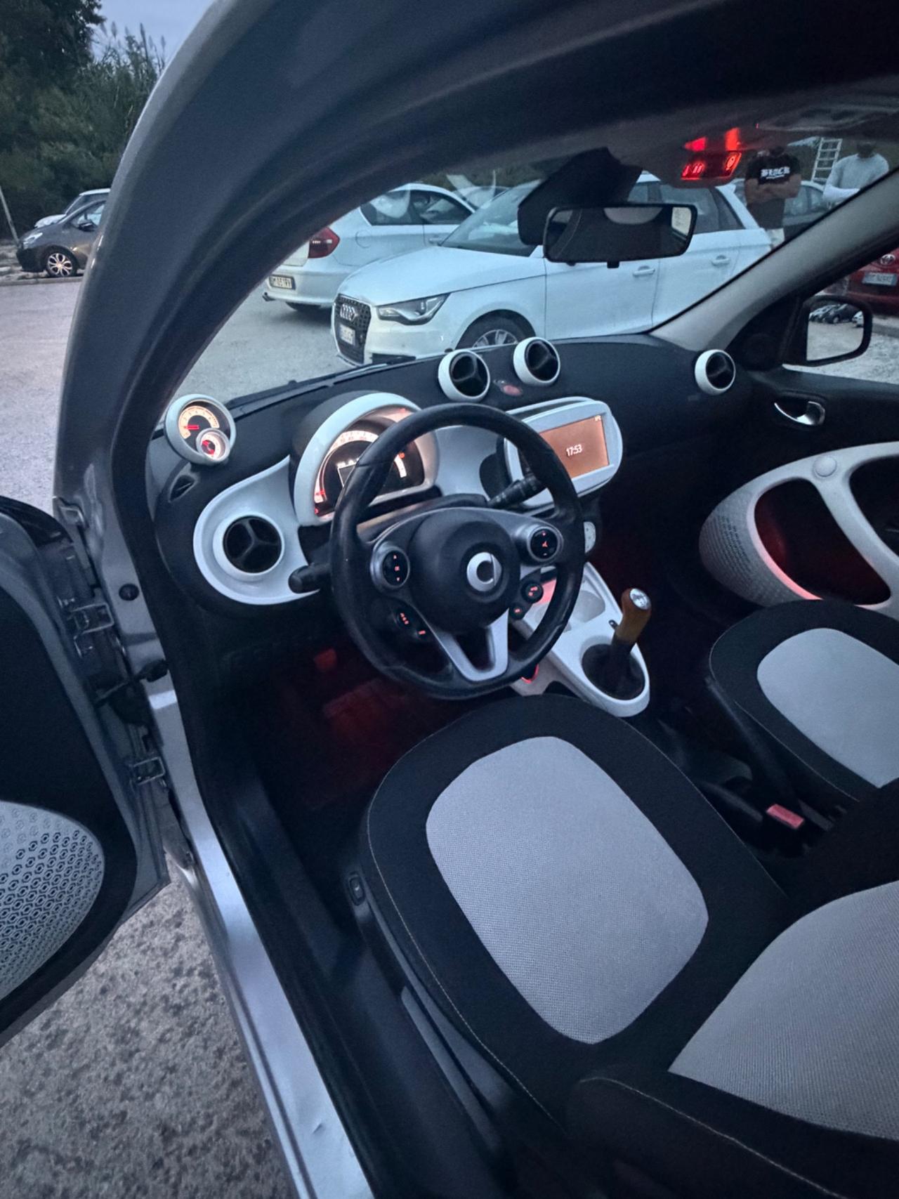 Smart ForFour 70 1.0 Prime