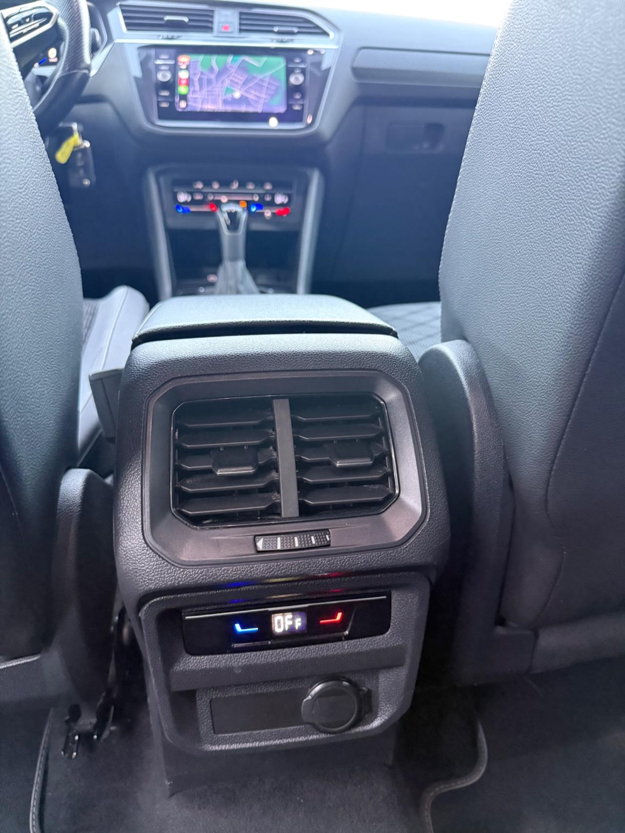 Volkswagen Tiguan 2.0 TDI 150 CV SCR DSG R-Line