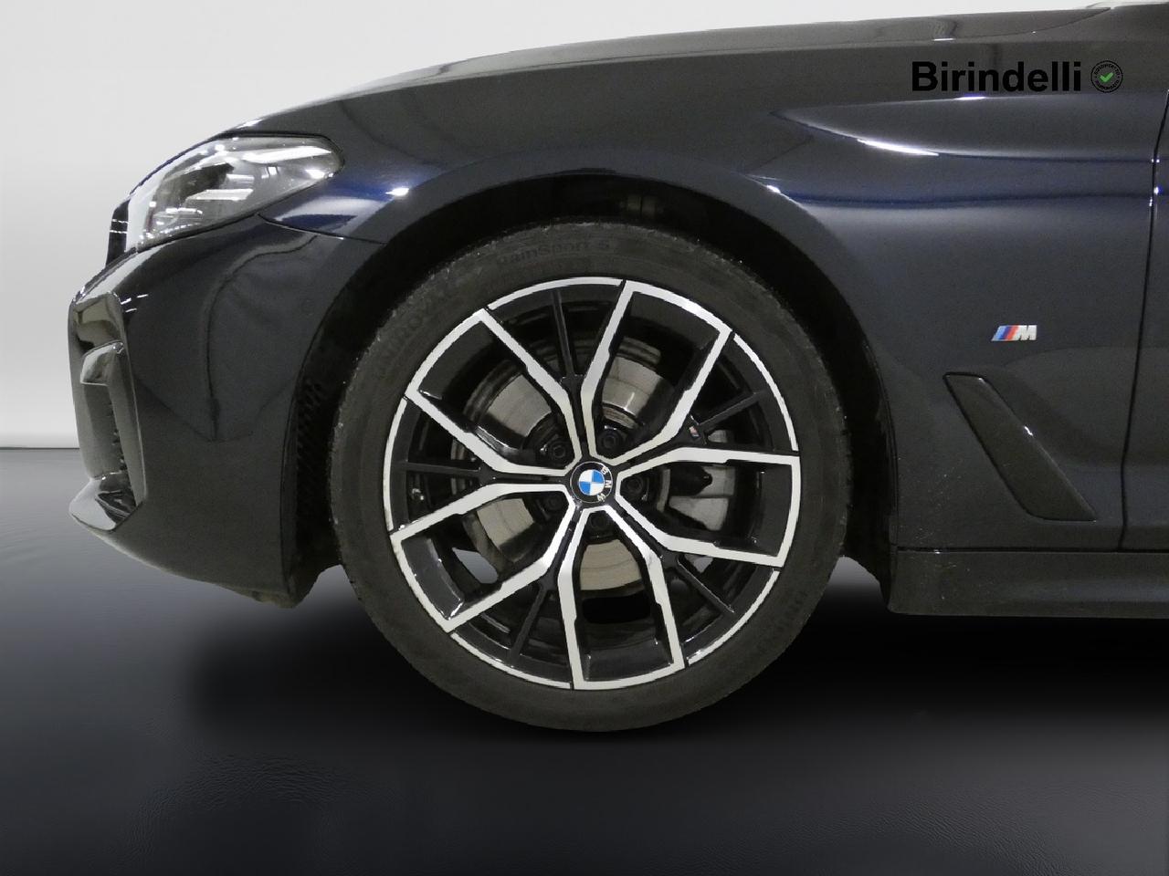 BMW Serie 5(G30/31/F90) - 520d 48V xDrive Touring Msport