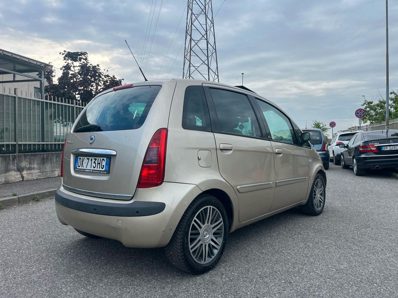 Lancia MUSA 1.4 16V Platino Plus