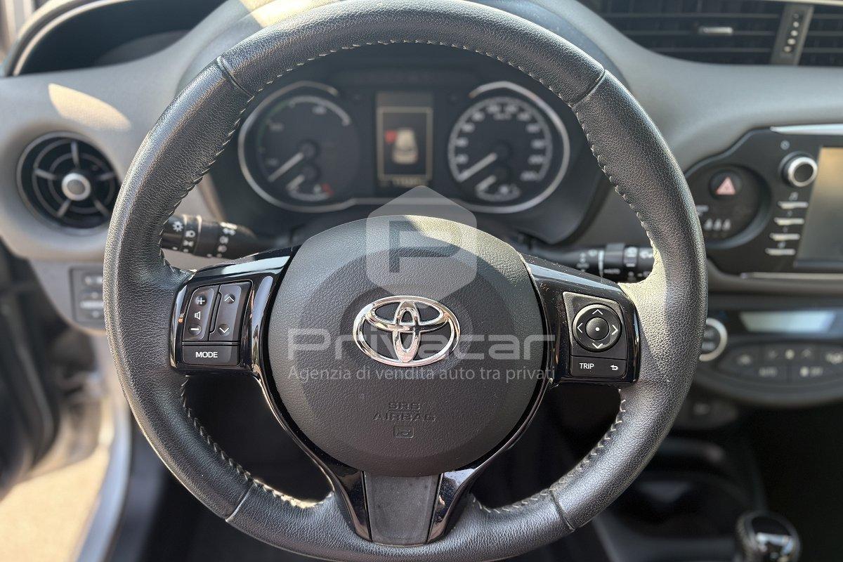 TOYOTA Yaris 1.5 Hybrid 5 porte Active