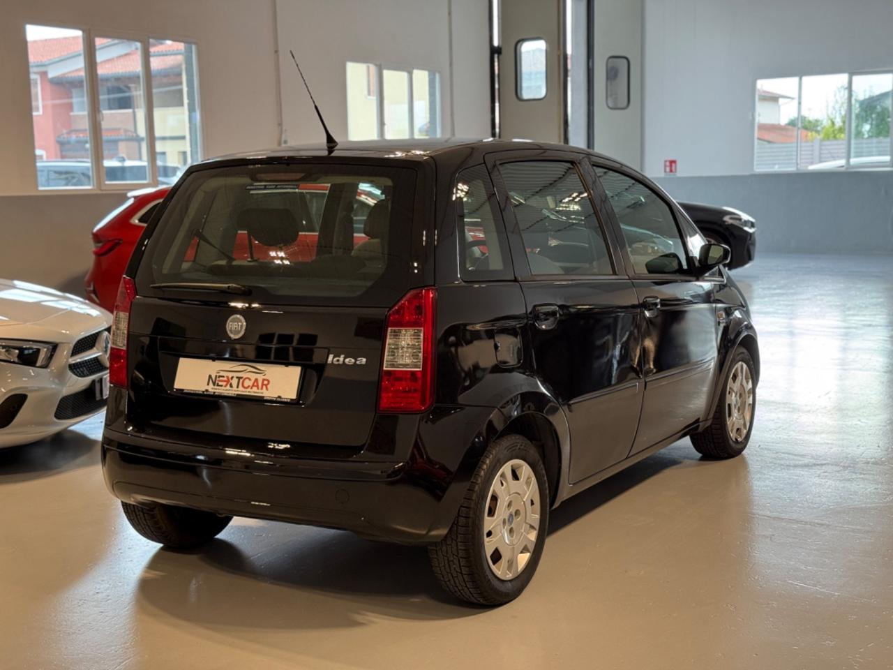 Fiat Idea 1.2 16v Black Label