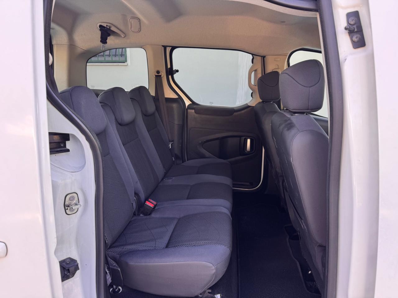 Peugeot Partner Tepee 1.6 HDi 110CV Premium N1 AUTOCARRO OK NEOPATENTATI