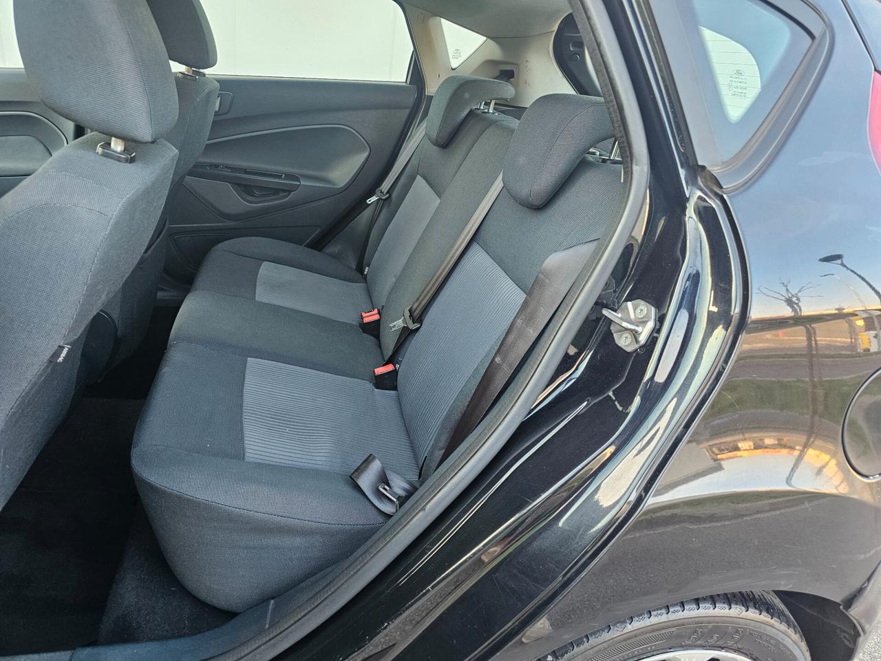 Ford Fiesta 1.4 TDCi 5p. Titanium