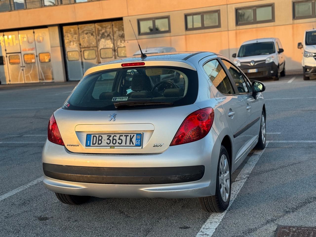 PEUGEOT 207 1.4 HDI NEO PATENTATI 1 PRO 12 MESI DI GARANZIA
