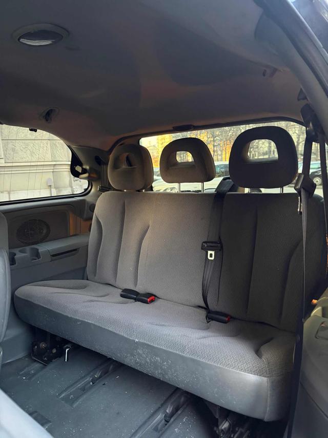 CHRYSLER Voyager 2.5 CRD cat LX