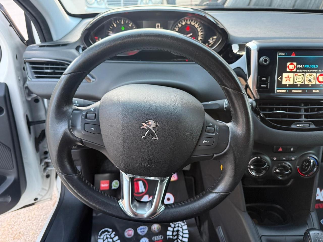 Peugeot 208 BlueHDi 75CV Allure AUTOCARRO 5 POSTI