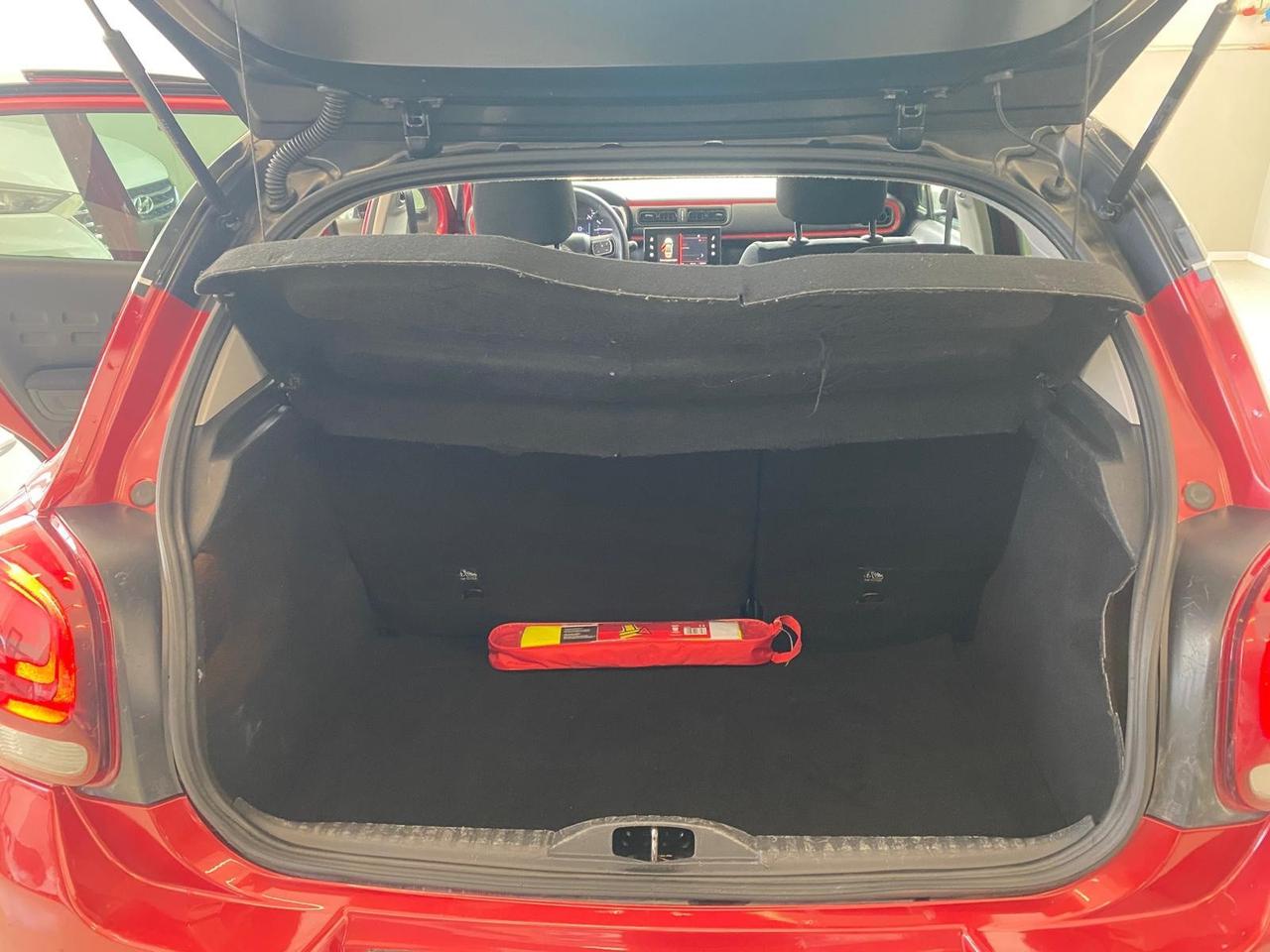 Citroen C3 bi-color 1.2 benz.