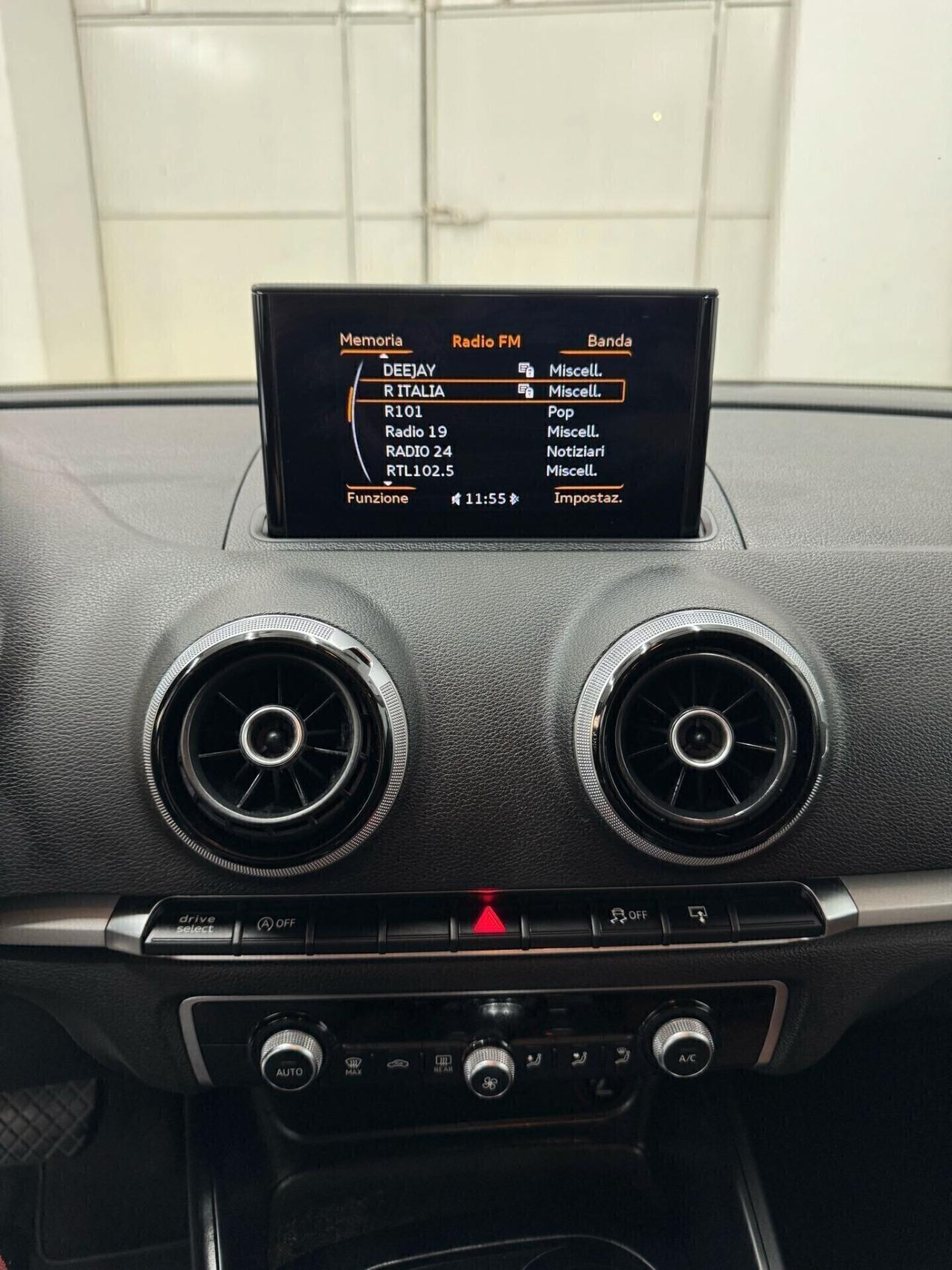 Audi A3 SPB 1.6 TDI clean diesel S tronic Ambition