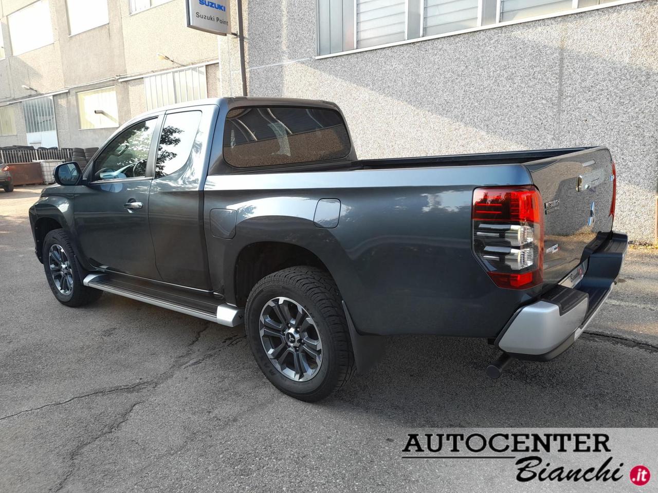 Mitsubishi L200 Club Cab L200 Club cab 2.3d Hurricane 4wd 150cv