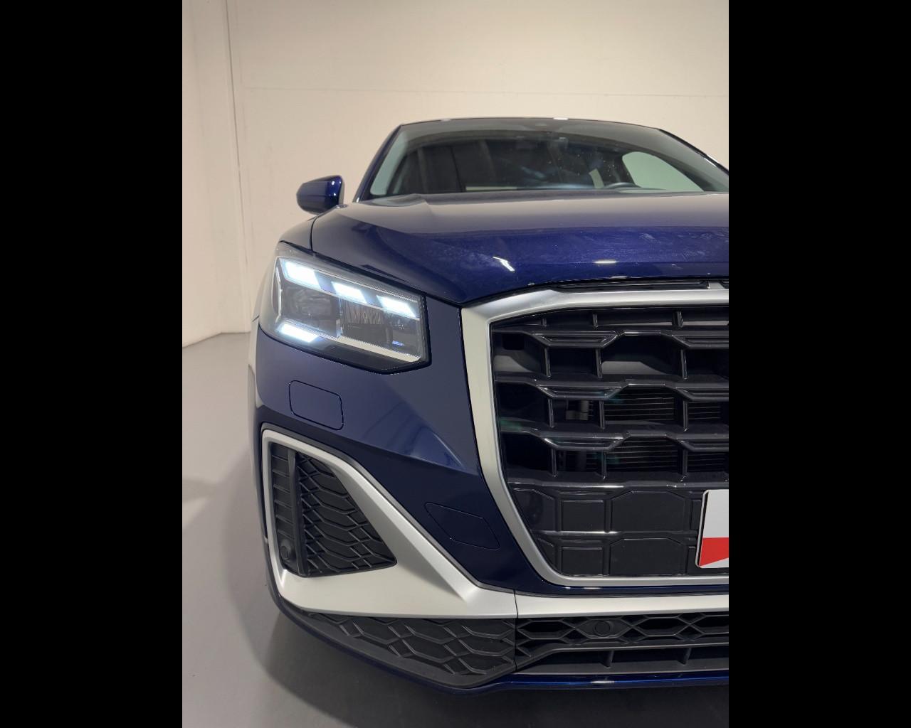 AUDI Q2 35 TFSI S -TRONIC S LINE EDITION