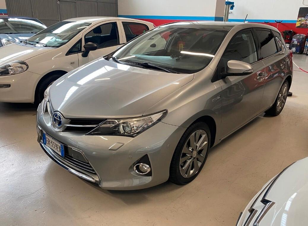 Toyota Auris 1.8 hybrid