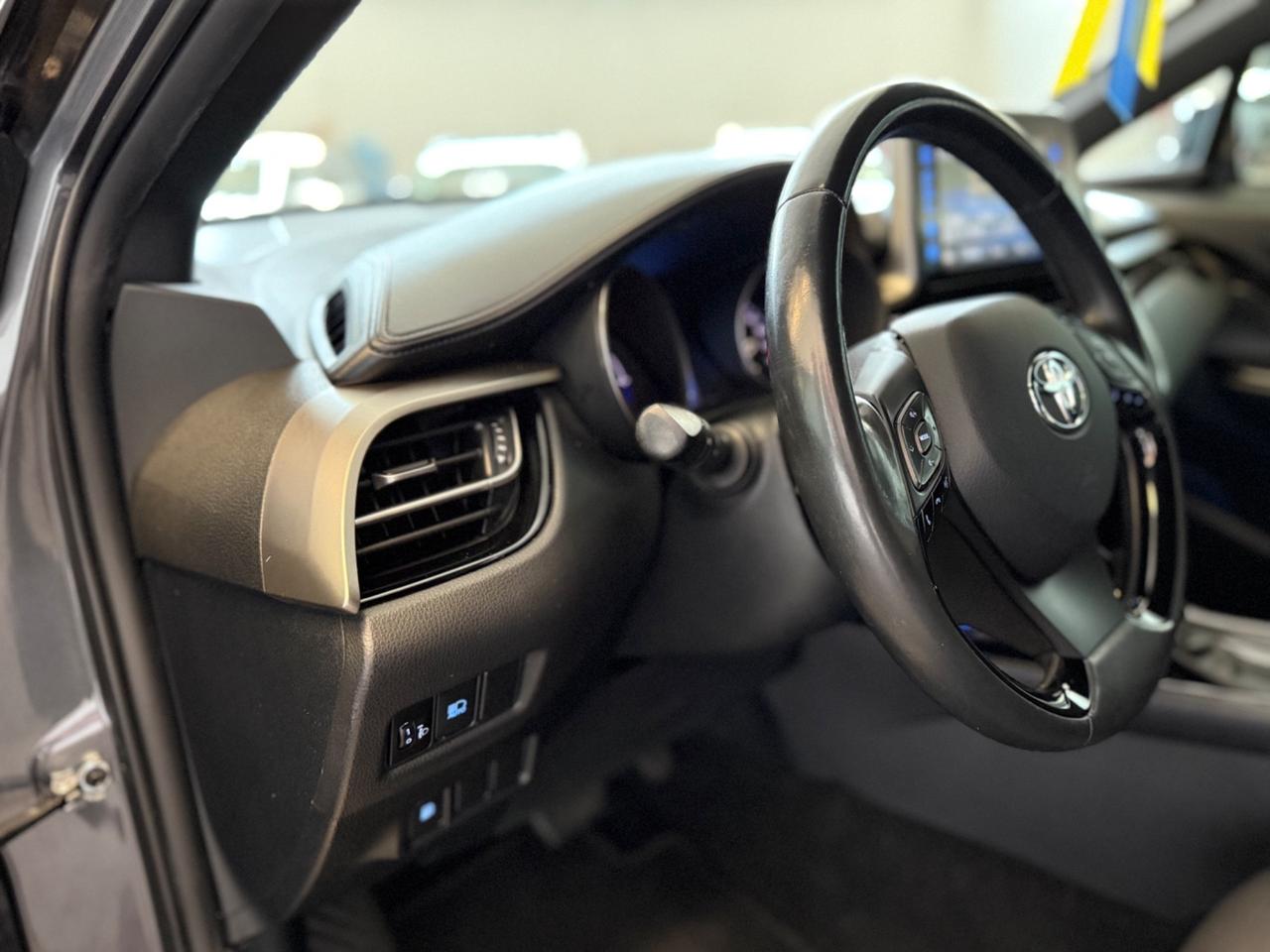 Toyota C-HR 1.8 Hybrid E-CVT Lounge