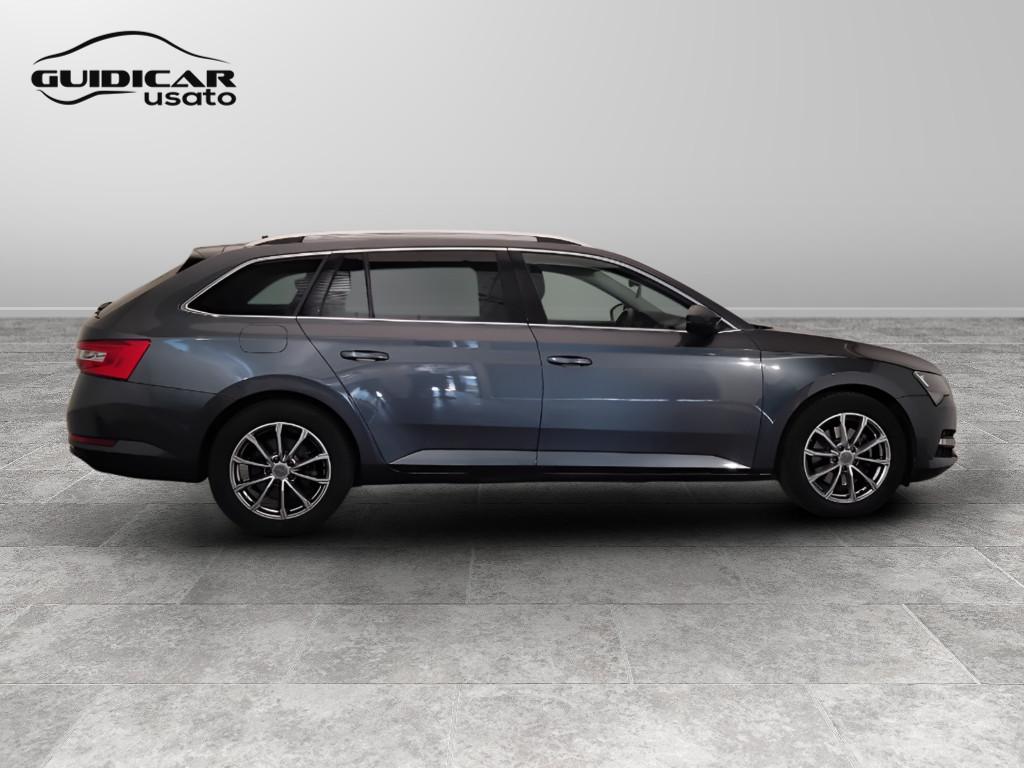 SKODA Superb III 2016 Wagon - Superb Wagon 2.0 tdi evo Style 150cv