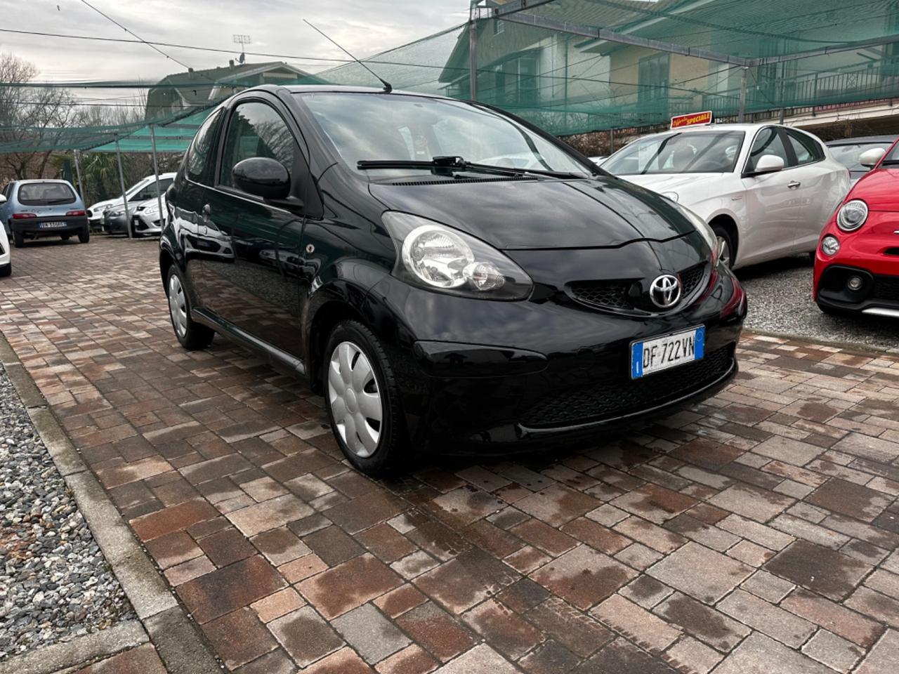 Toyota Aygo 1.0 12V VVT-i 3 porte Sol