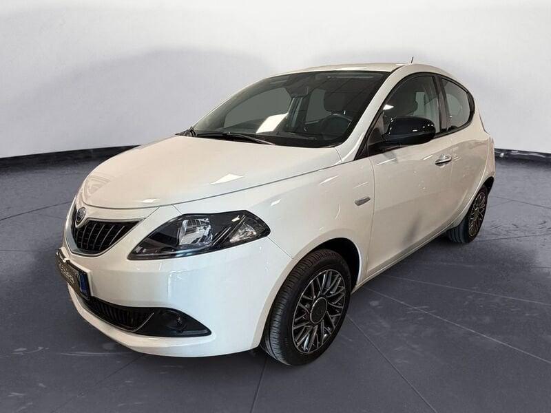Lancia Ypsilon 1.0 FireFly 70cv Hybrid Gold Plus