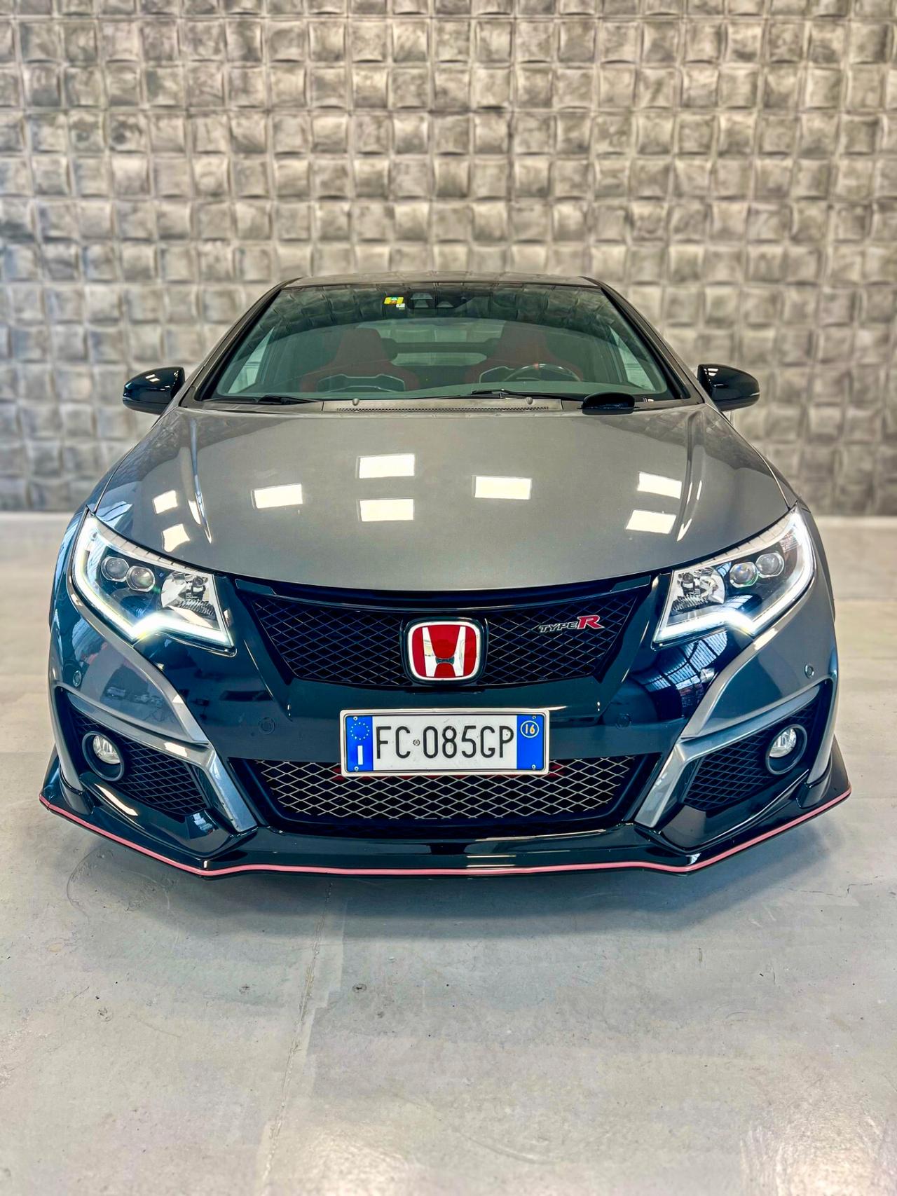 Honda Civic 2.0 i-VTEC Type R - 420cv