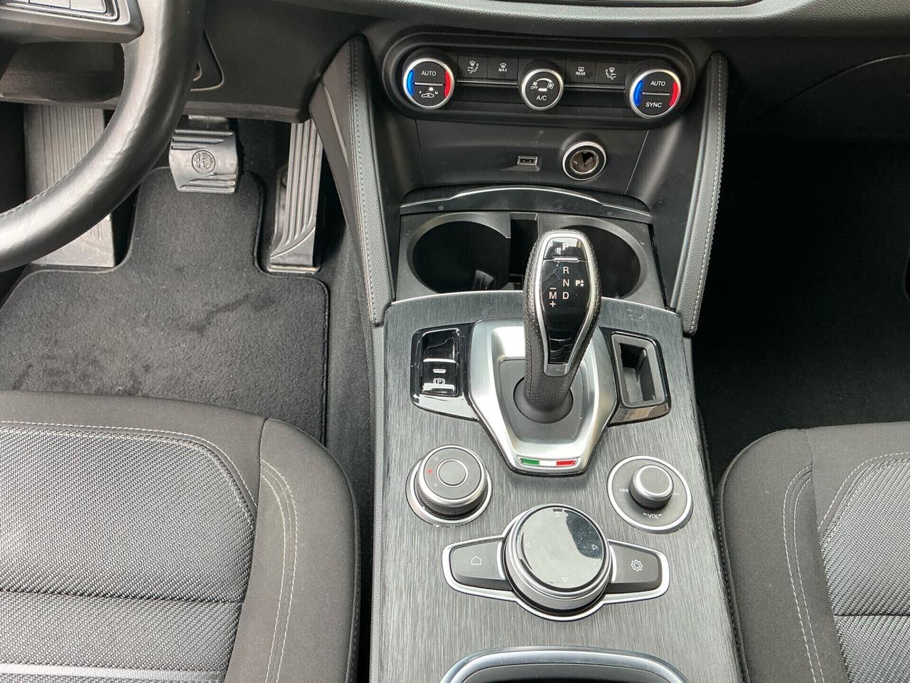 Alfa Romeo Stelvio 2.2 Turbodiesel 190 CV AT8 Q4 Executive