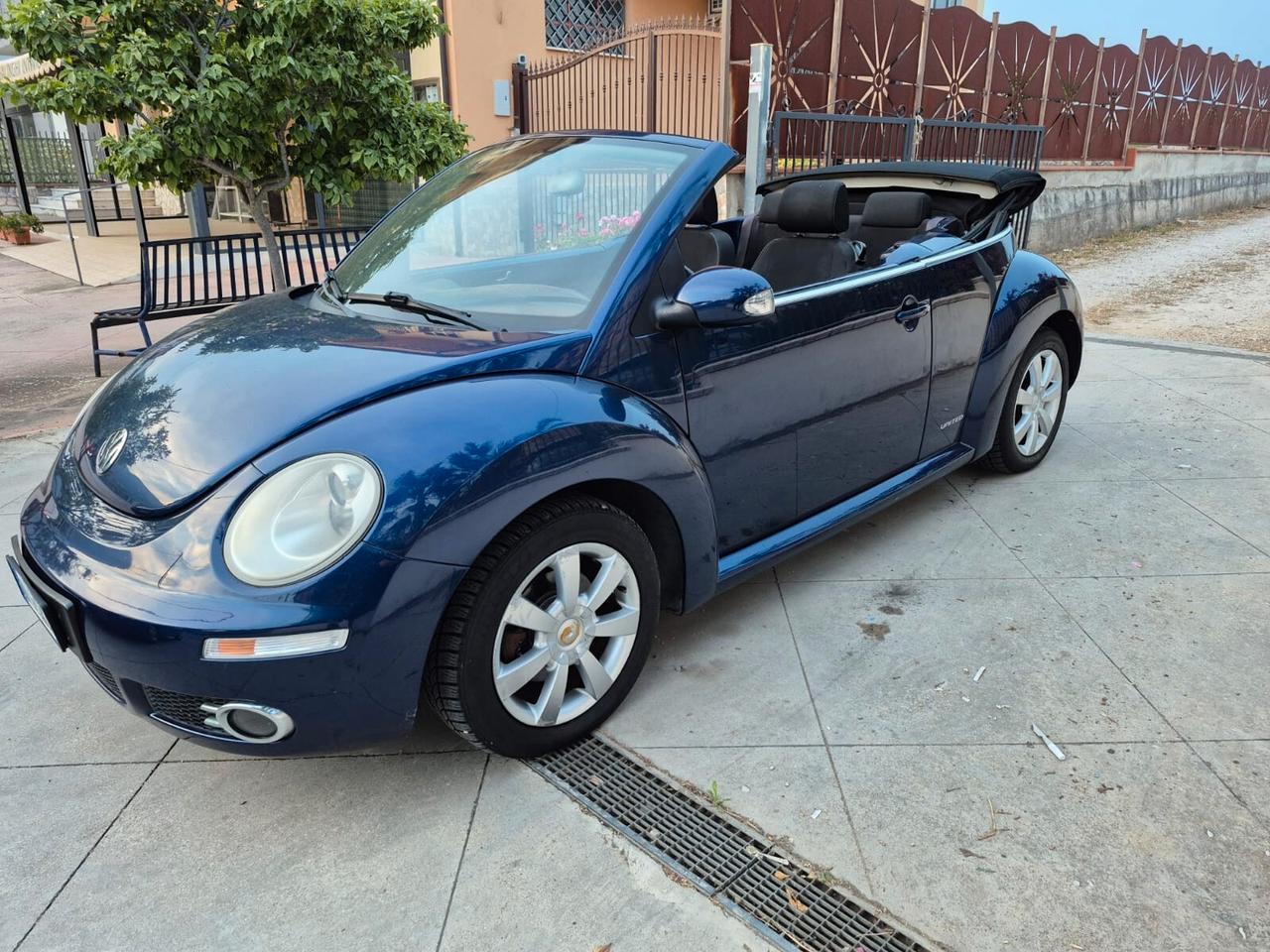 Volkswagen New Beetle 1.4 16V Cabrio
