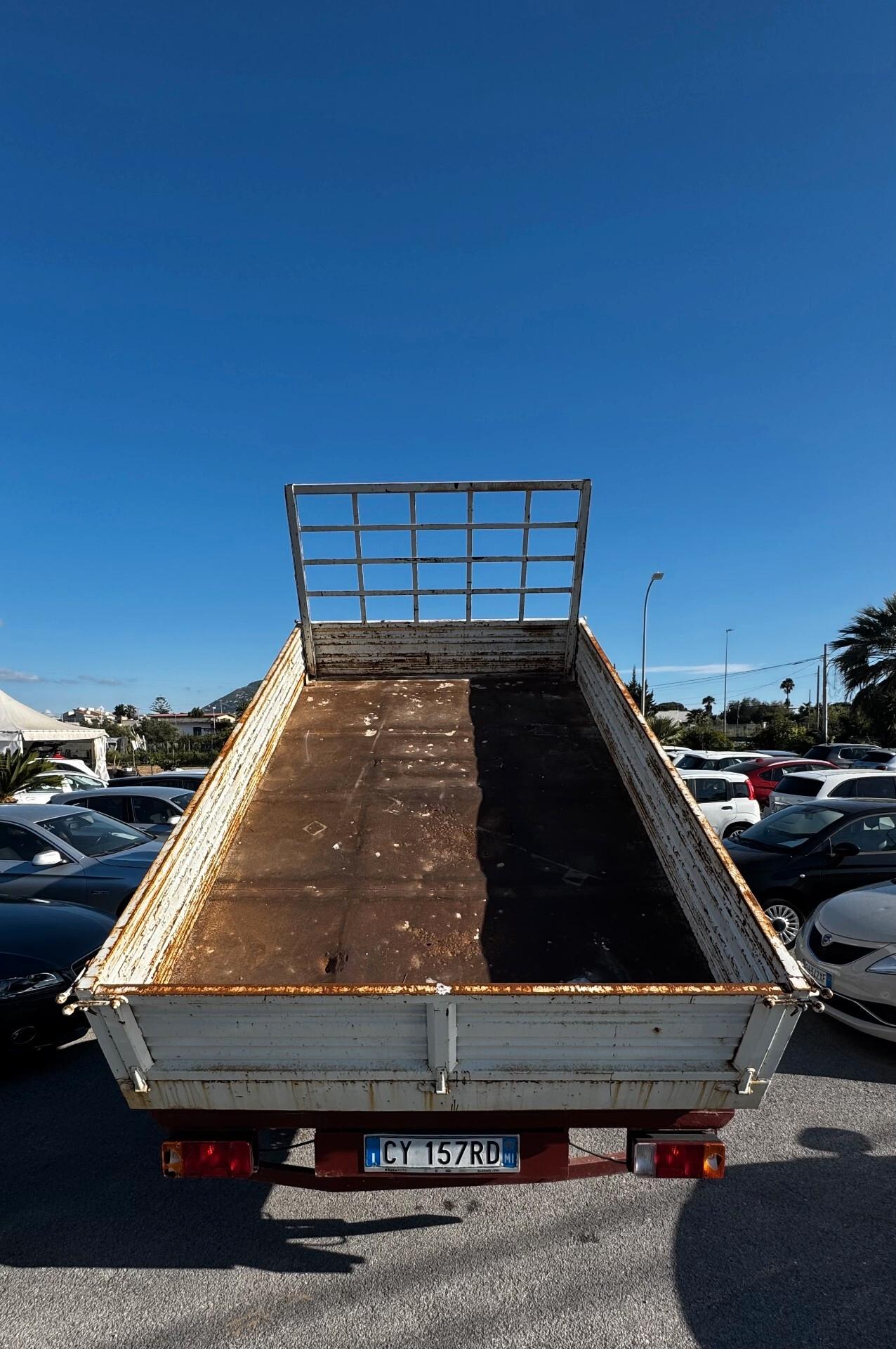 Iveco Daily 29L10 2.3 Hpi TDI PC Cabinato