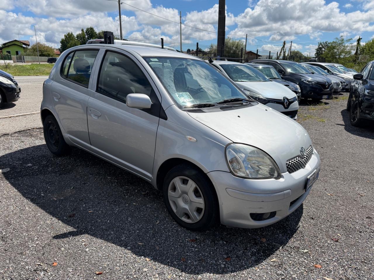 Toyota Yaris 1.4 tdi D-4D cat 5 porte Sol